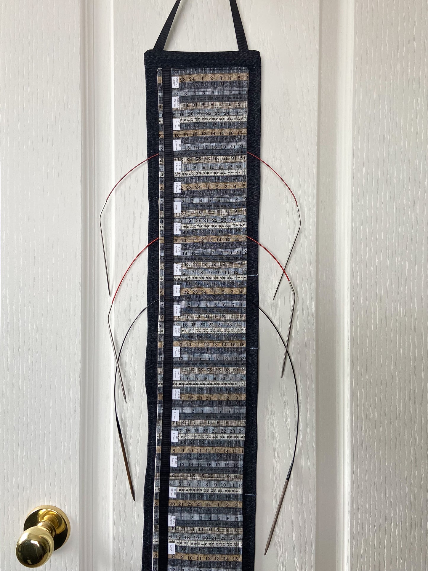 Circular Needle Organizers - Tan/Blue Measuring Tapes
