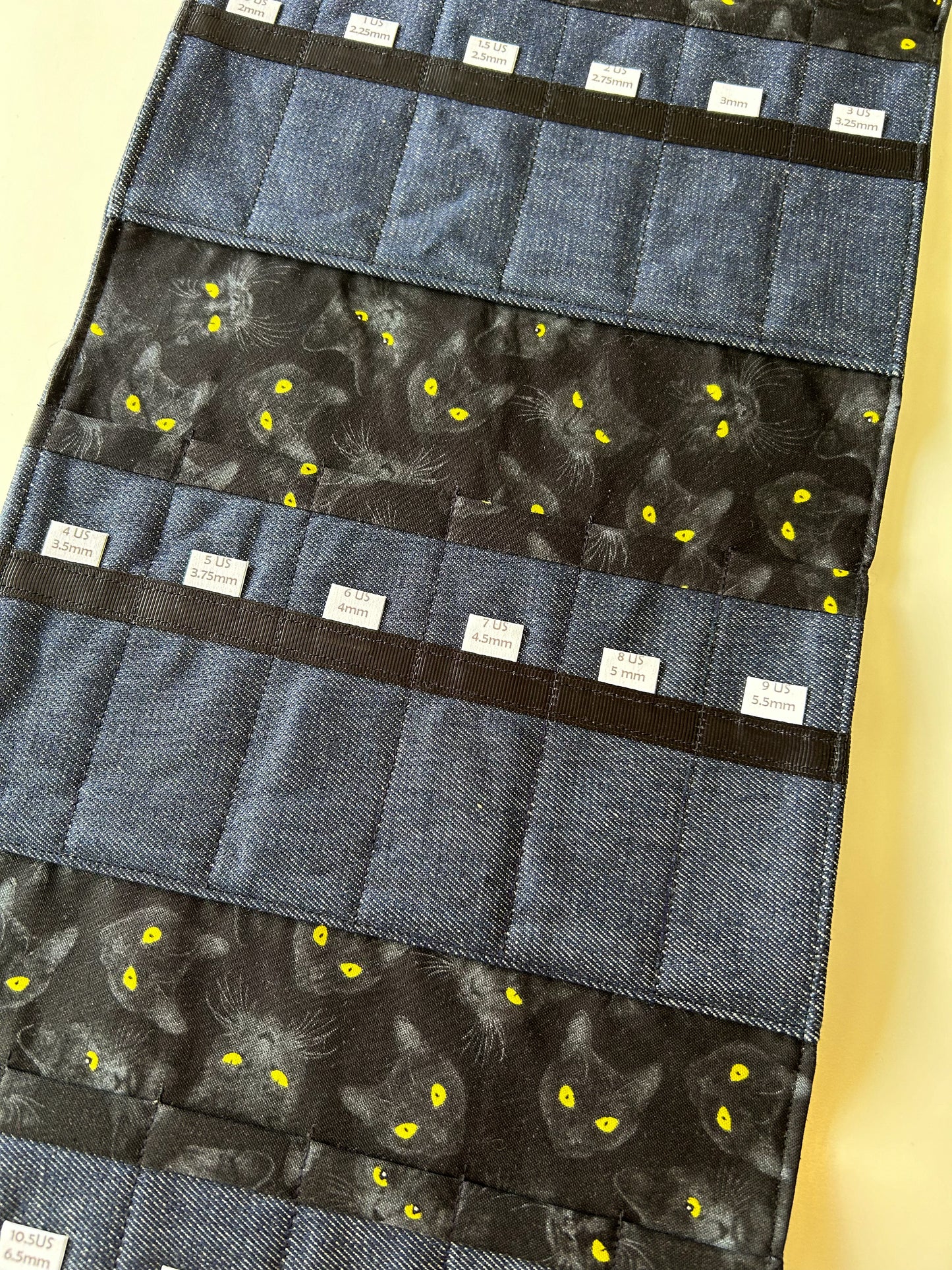 DPN Needle Organizer - Black Cats
