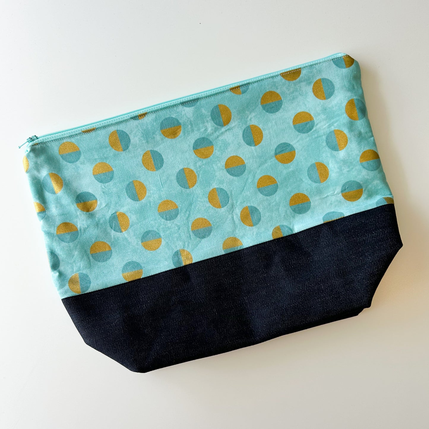 Denim - Shawl Zippered Project Bag - Teal with Gold Circles