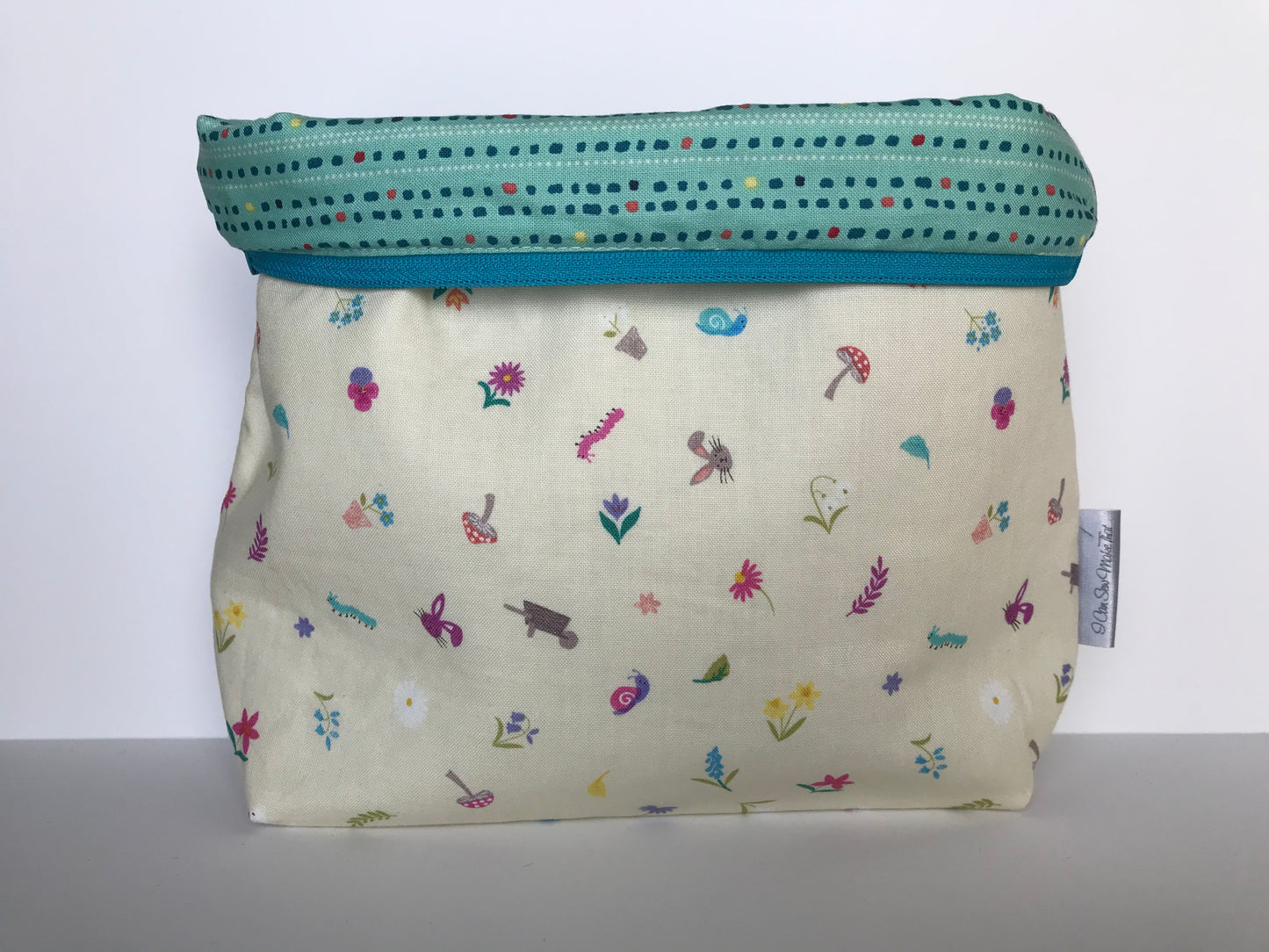 Sock Project Bag - Yellow with small gnome print