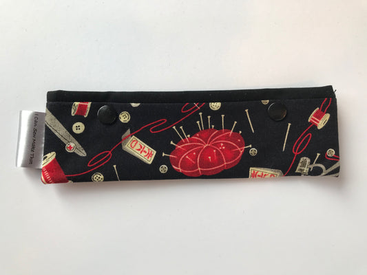 DPN Holder ( Double Pointed Needle) - Black with red sewing tools