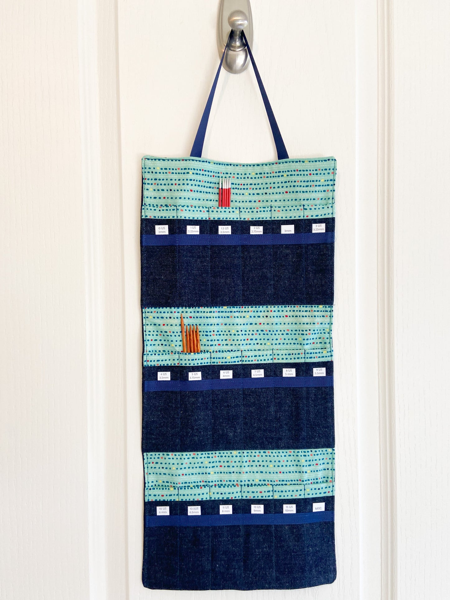 DPN Needle Organizer - Teal/Green Dots
