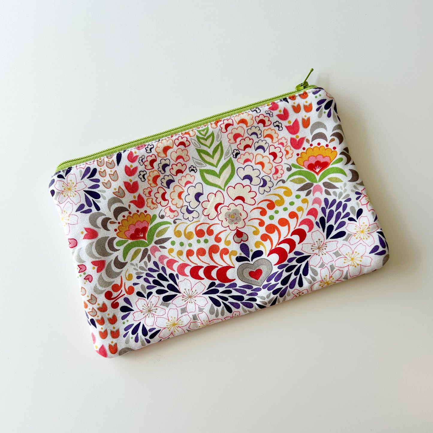 Notion Pouch - Hearts and Flowers