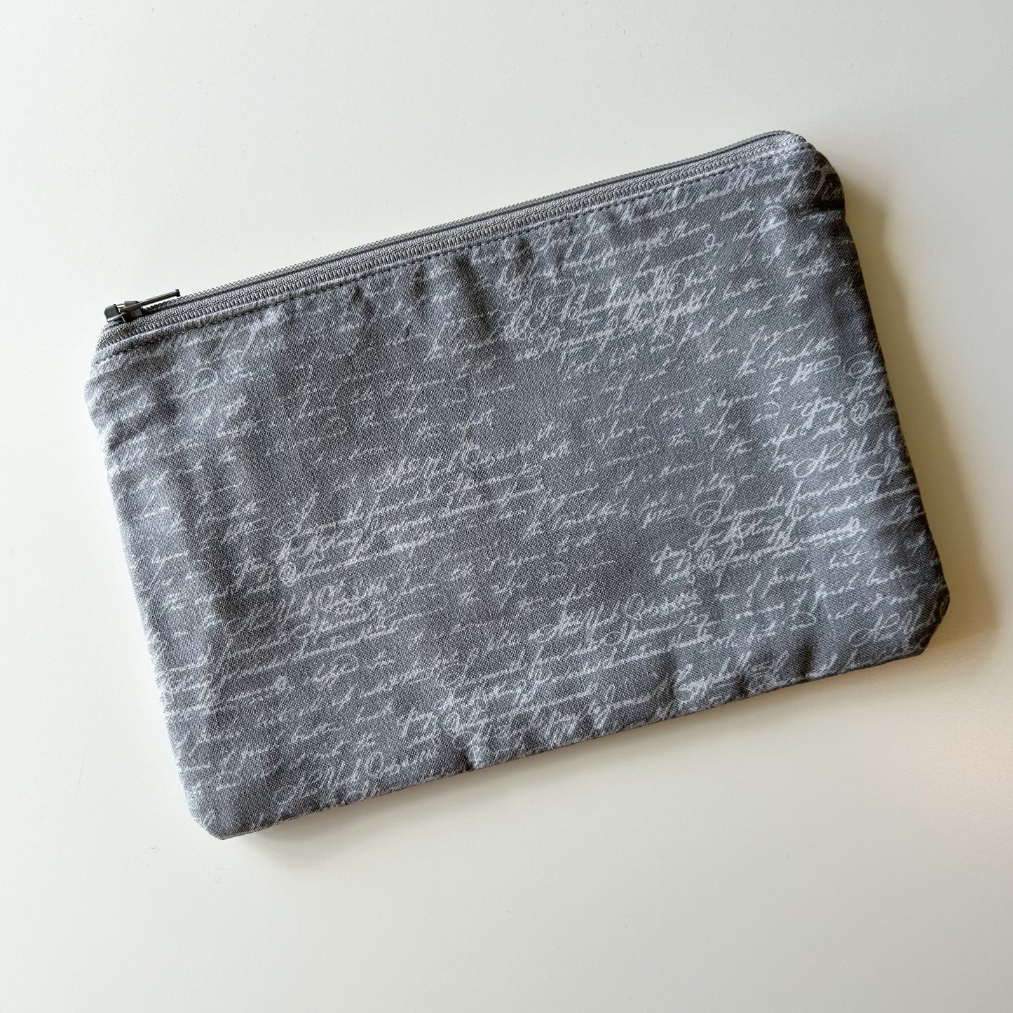 Notion Pouch - Grey/White Handwriting