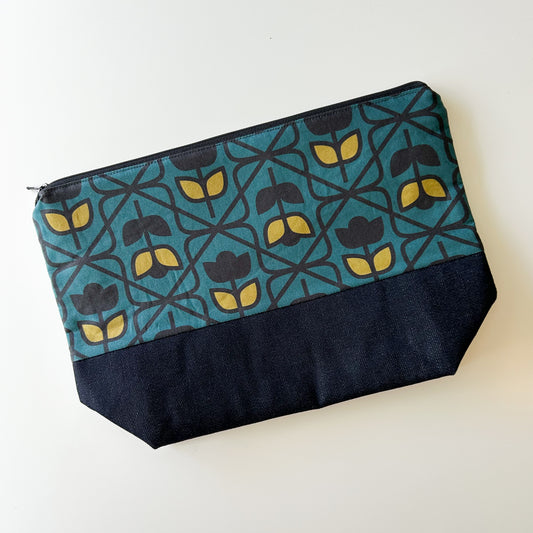 Denim - Small Zippered Project Bag - Petrol/Blk Geometric Flowers