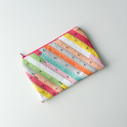 Notion Pouch -Diagonal Measuring Tape