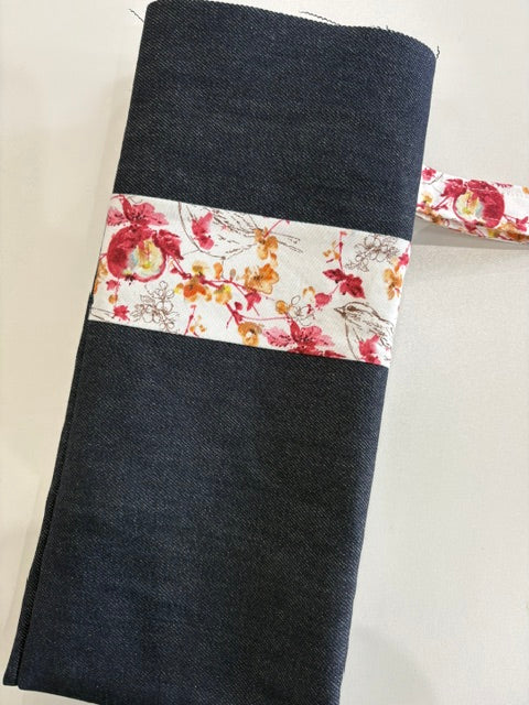 Scroll Rod/Swift Holder - Birds & Apples