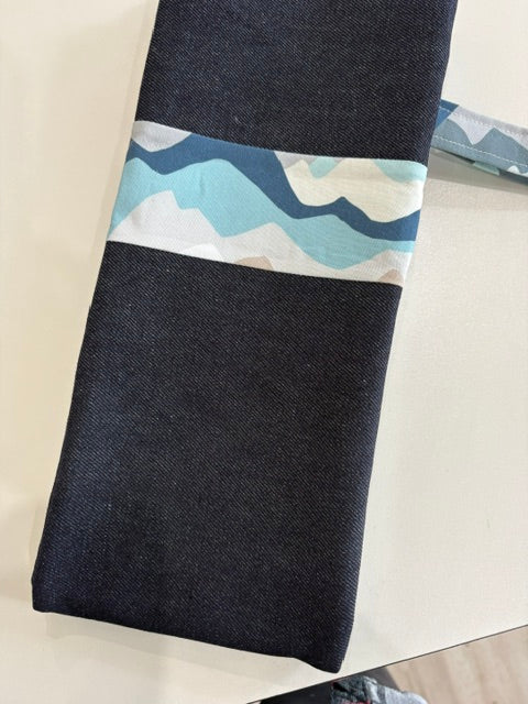 Scroll Rod/Swift Holder - Misty Mountains