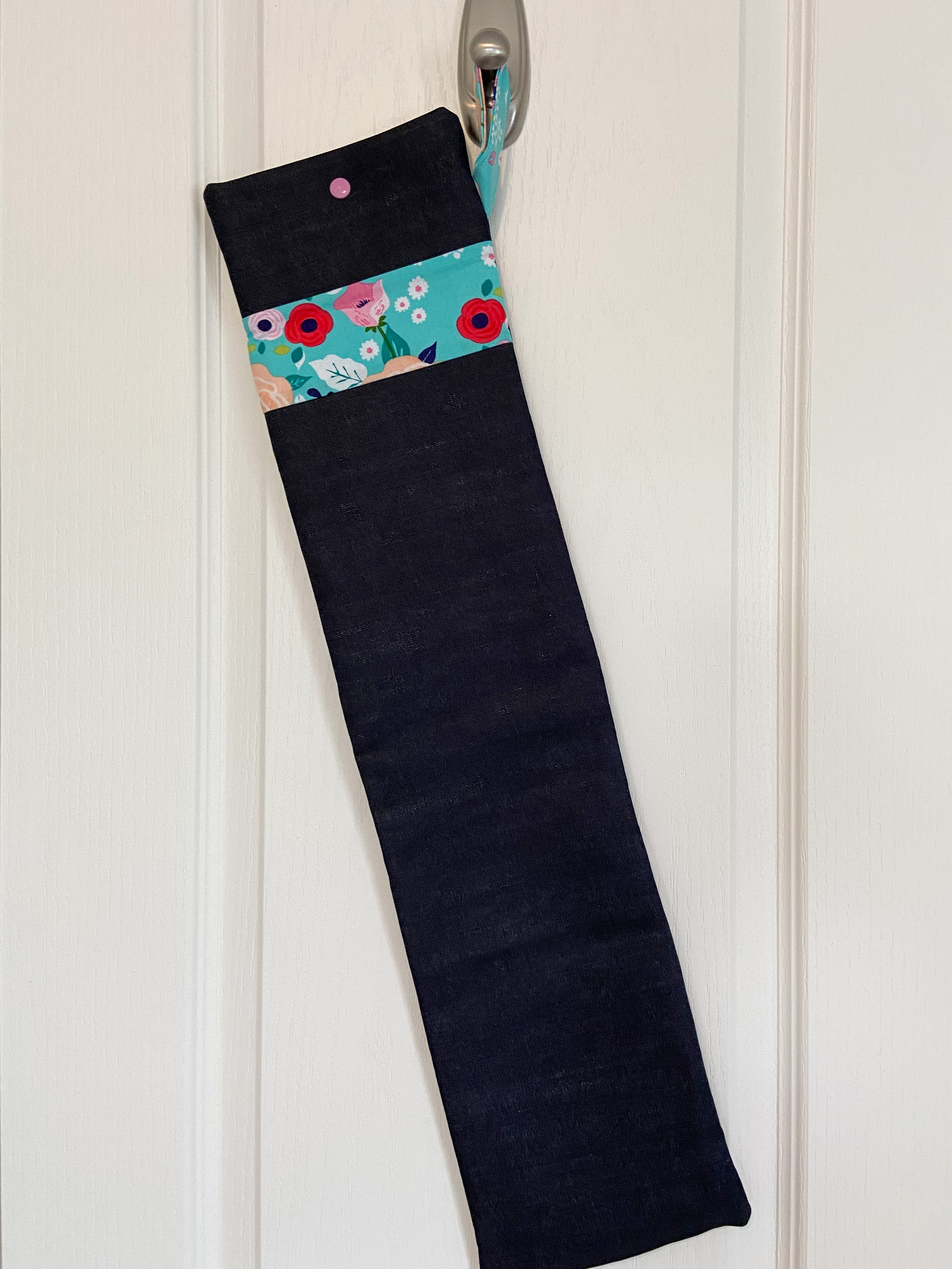Scroll Rod/Swift Holder - Teal with Flowers