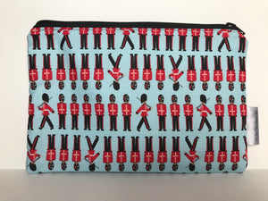 Notion Pouch - Blue with Beefeaters