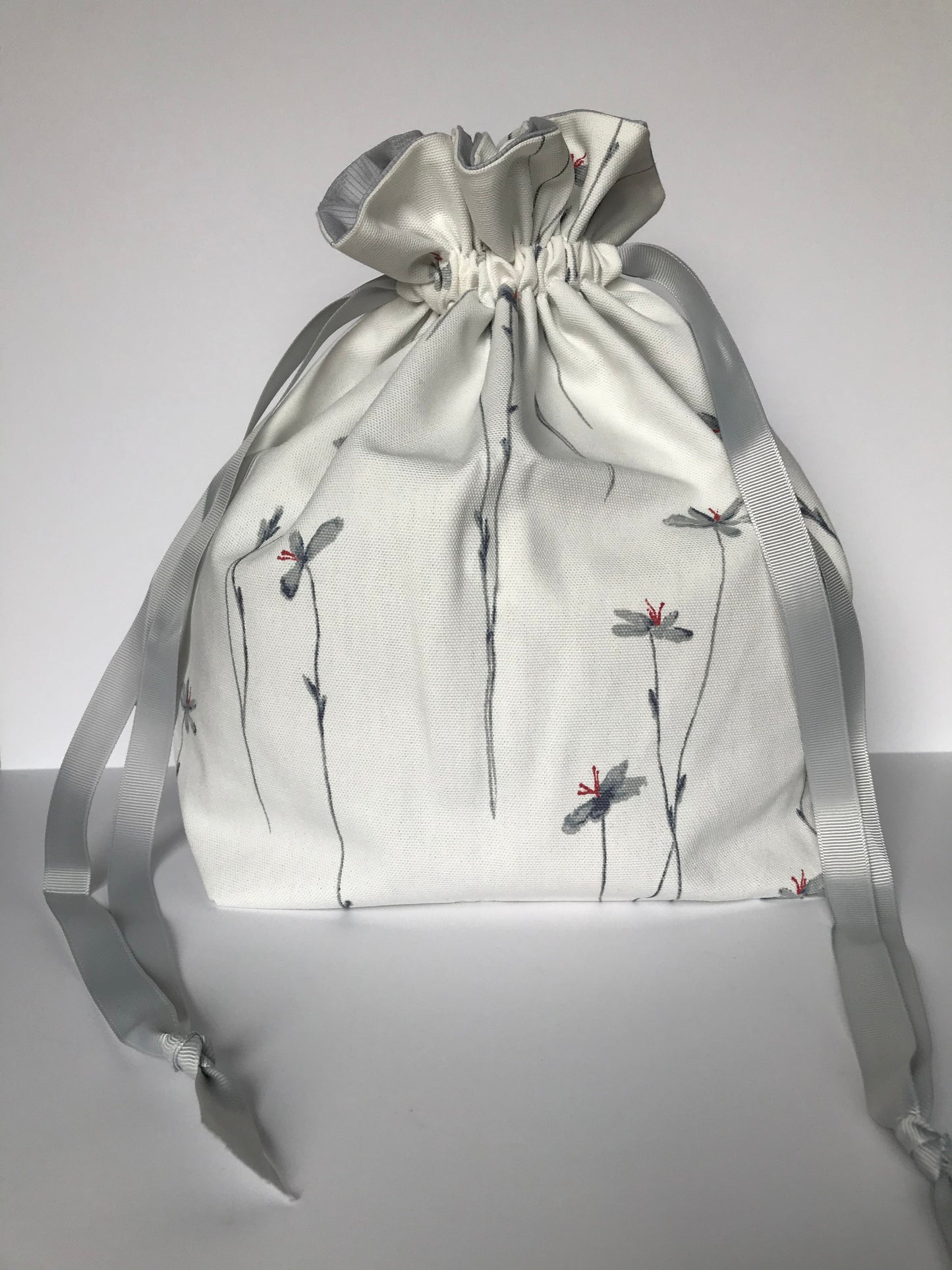 Large Drawstring Bag - white with floral design