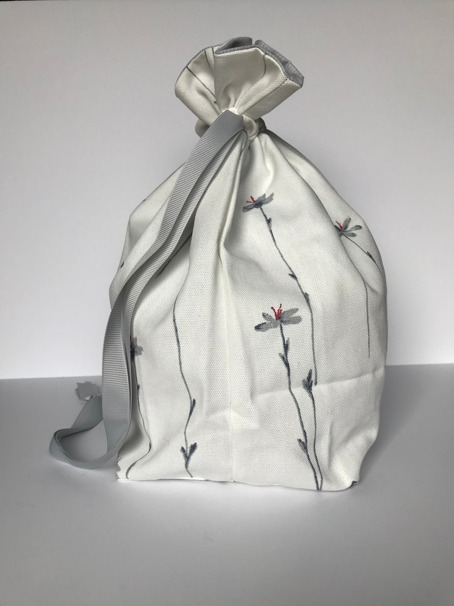 Large Drawstring Bag - white with floral design