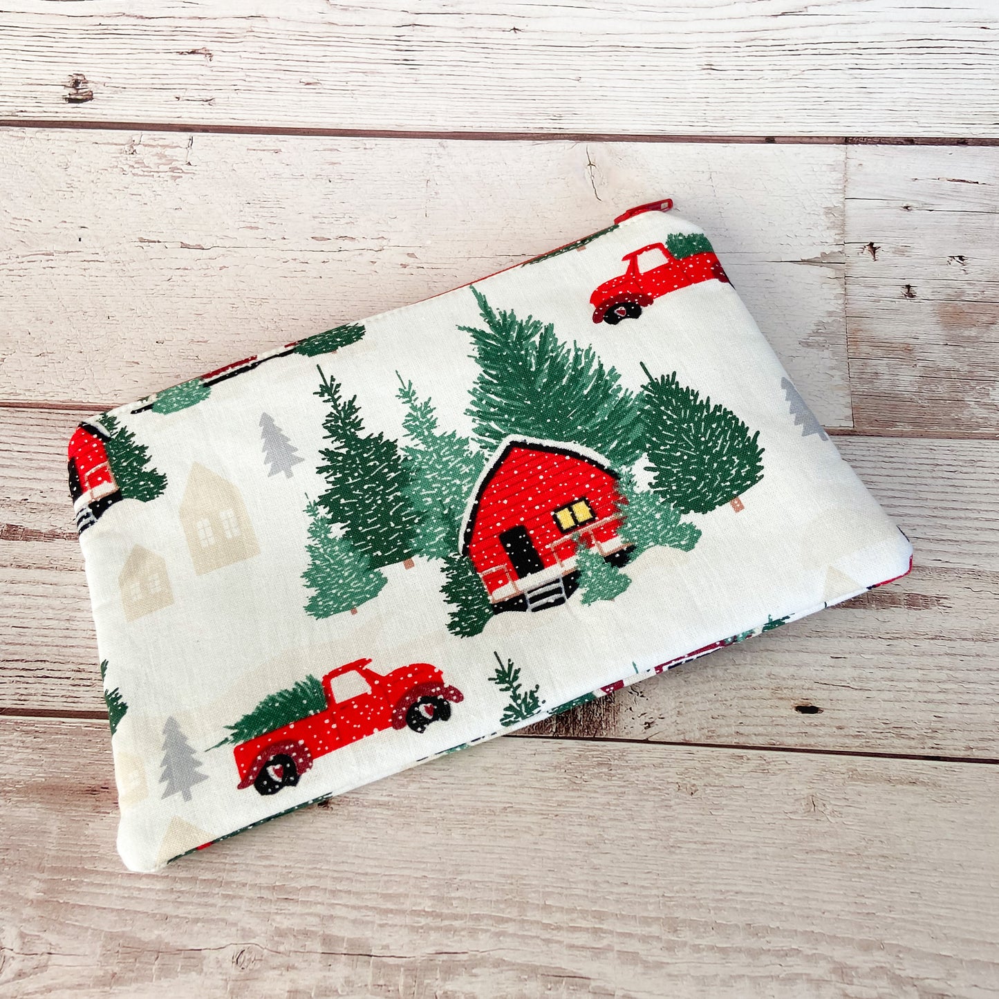 Notion Pouch - Going to the Cottage for Christmas